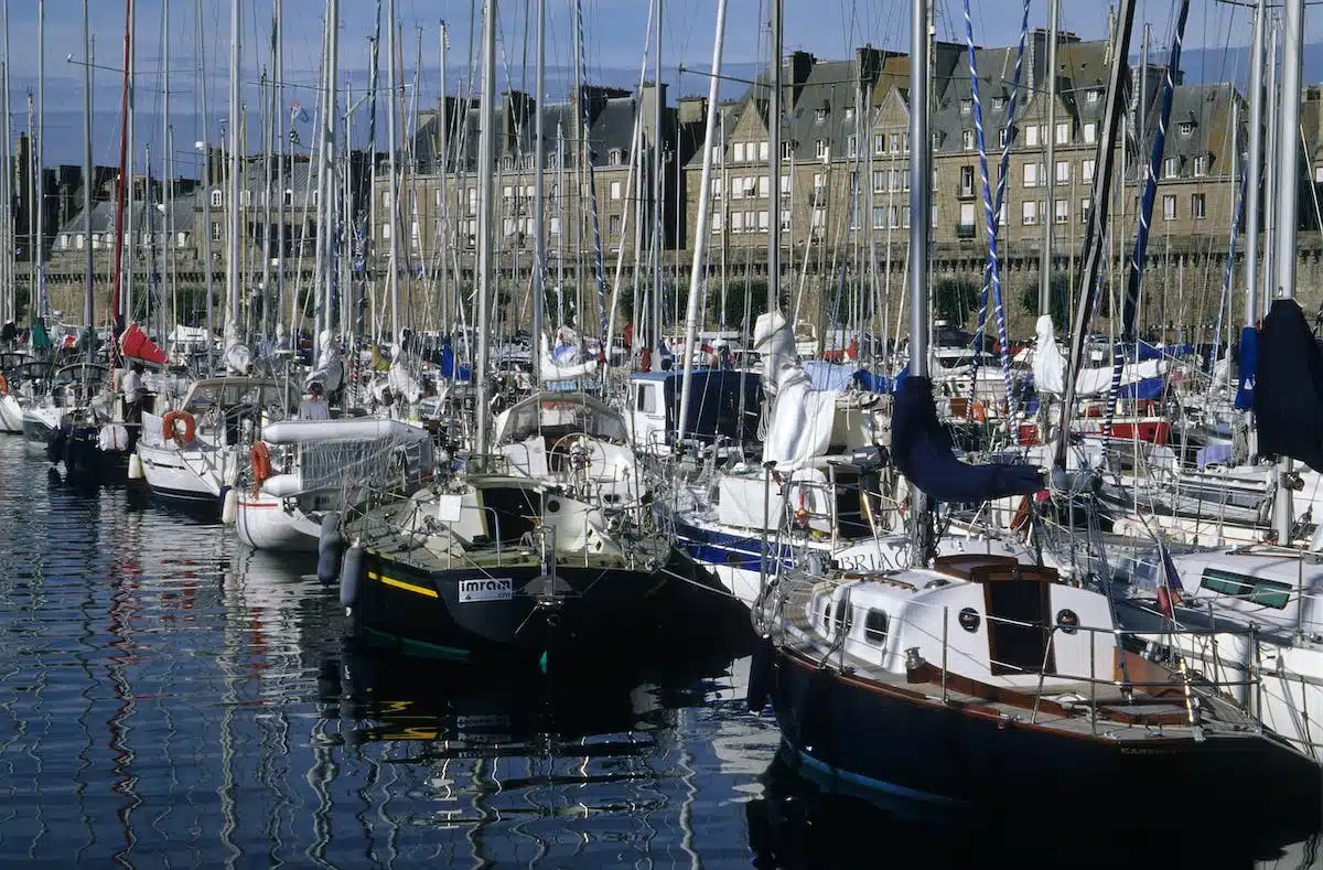 saint-malo emploi